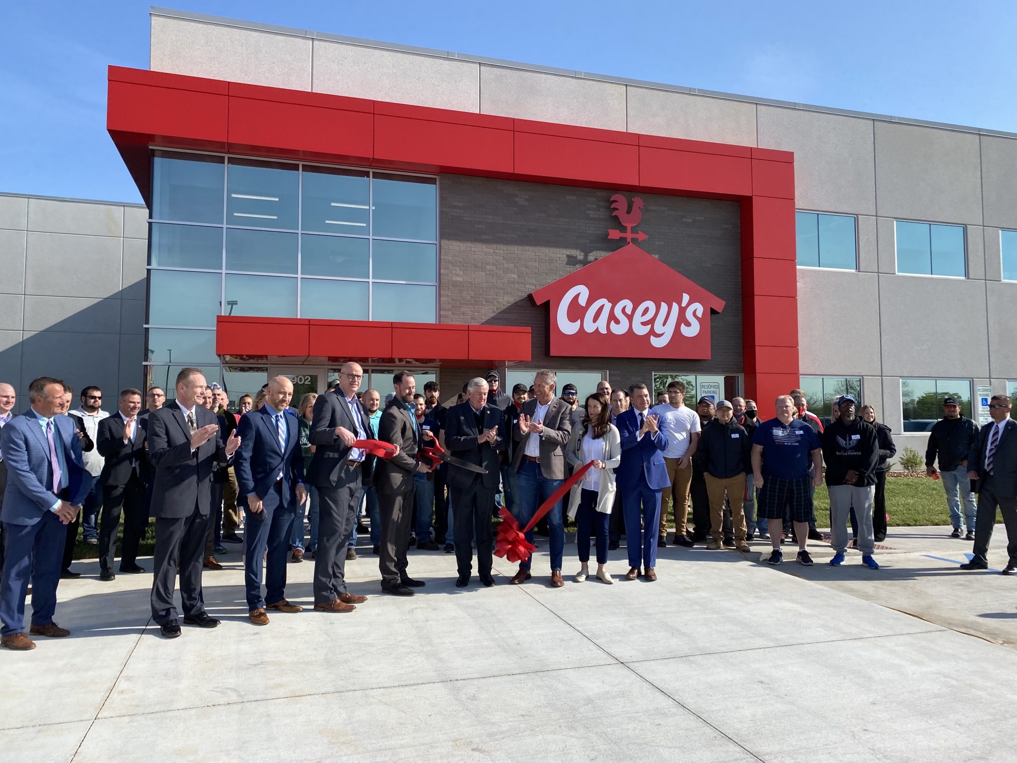 Casey’s General Stores Opens New Distribution Center in Missouri